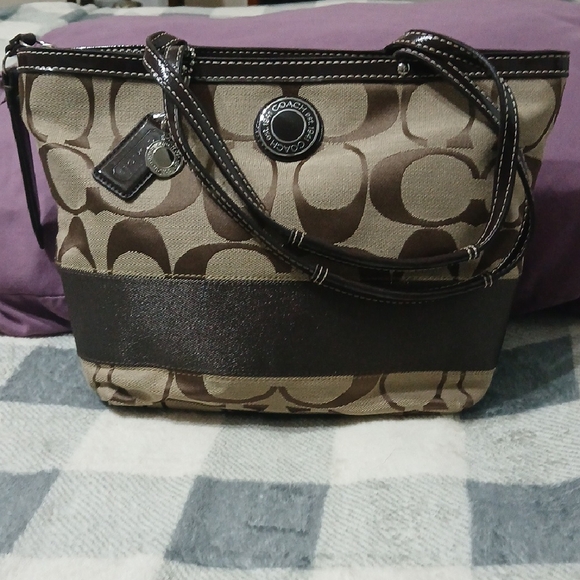 Coach - Picture 1 of 13
